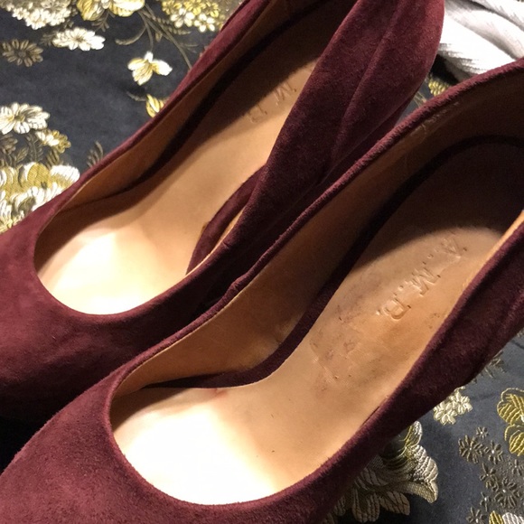 L.A.M.B Burgundy Suede Pumps - Picture 6 of 12